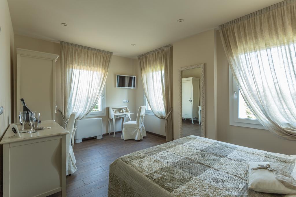 Antica Dimora Stucky Bed & Breakfast Тревизо Стая снимка